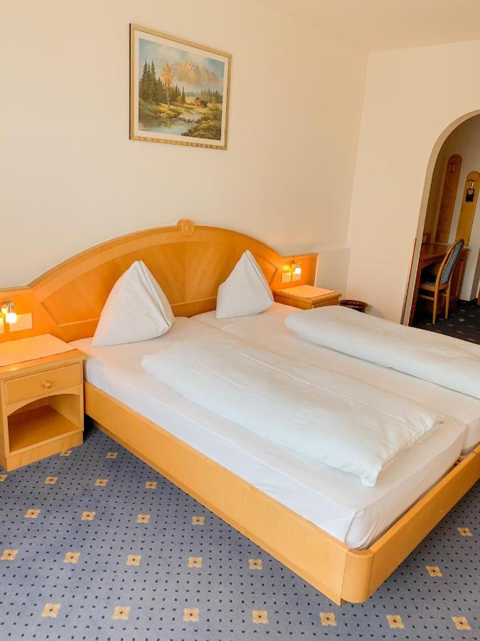 Hotel Montani Morter Esterno foto